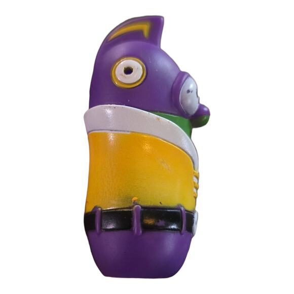 Veggie Tales Larry Boy pvc Plastic toy Big Idea Entertainment 2012 DAMAGED - Picture 4 of 6